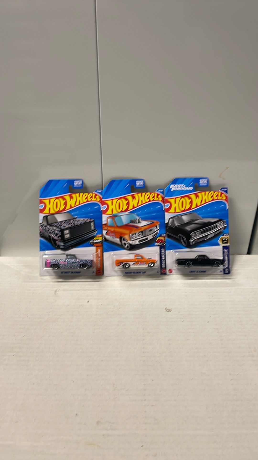 Hot wheels/ Chevy Silverado/ custom Chevy/ el Camino/ Mattel