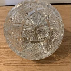Cut glass crystal small bowl 4 inches candy dish A9