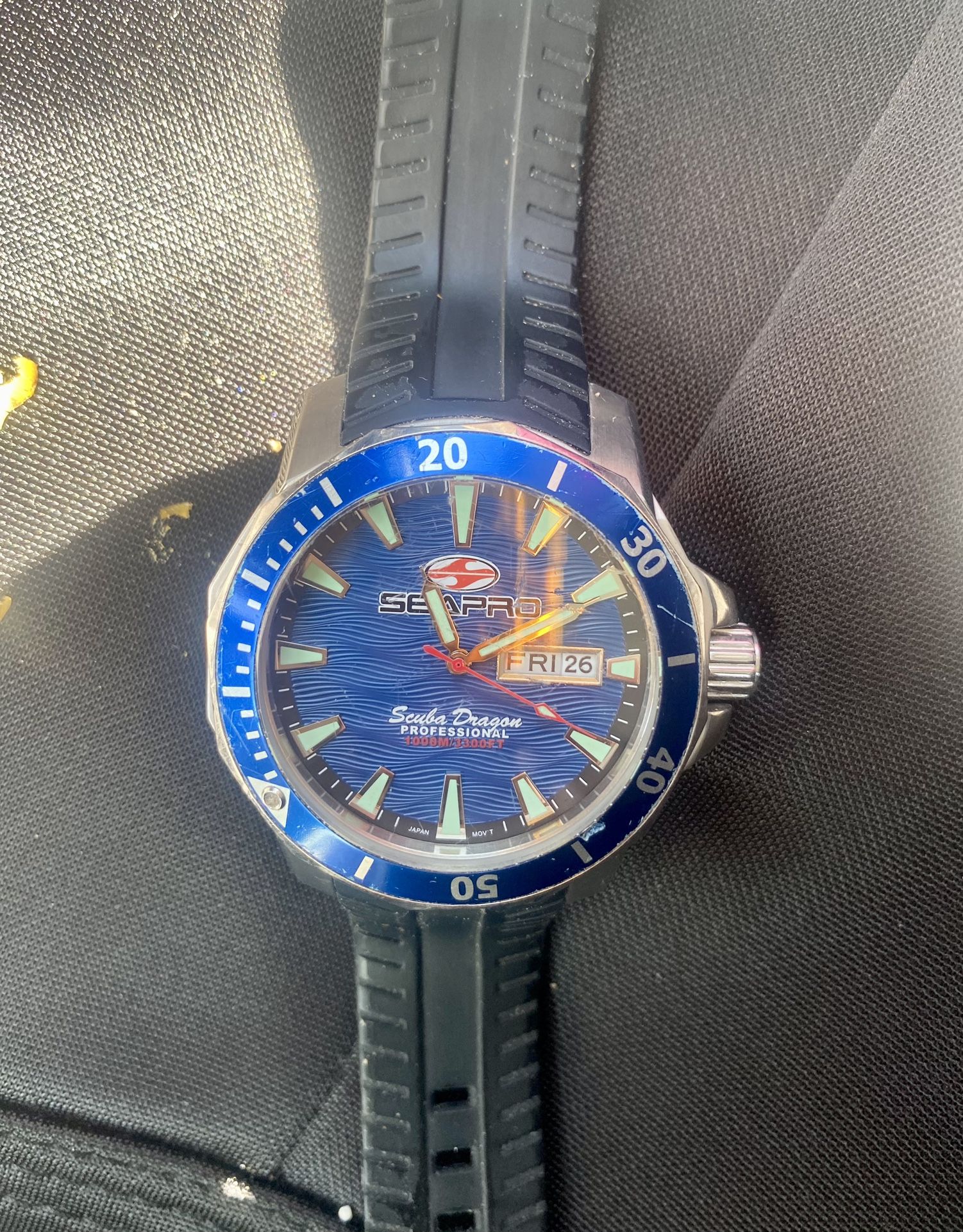 Seapro Men's Scuba 200 Series SEAPRO GMT SCUBA PROFESSIONAL Diver 200 ...