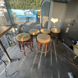 Bar Stools 