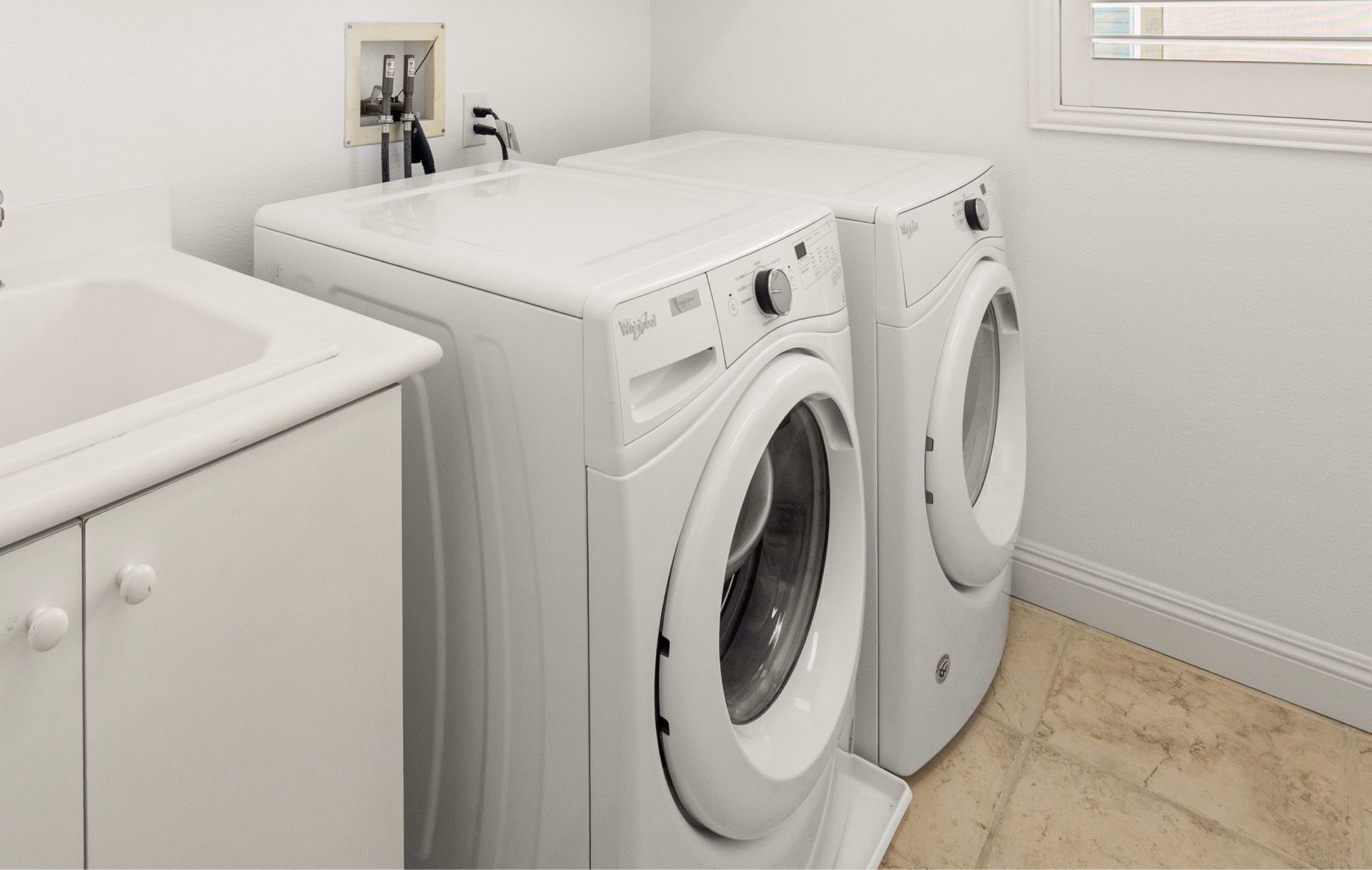 Whirlpool Front Load Washer & Dryer Set – White – Good Condition