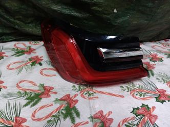 2020-22 BMW 7 Series Left Tail Light