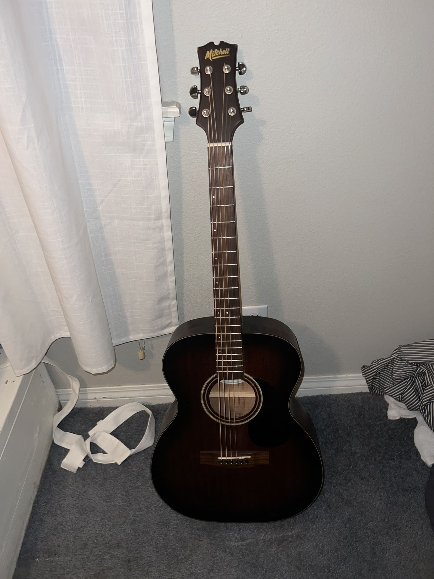 Mitchell Guitar