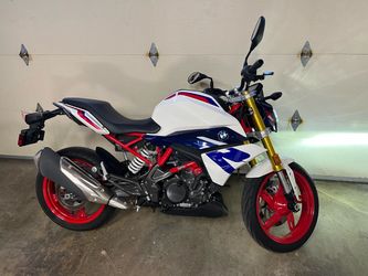 2022 BMW G310R