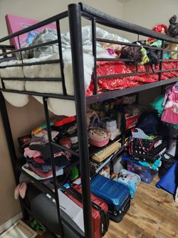 Bunk bed