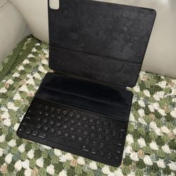 Apple ipad keyboard 