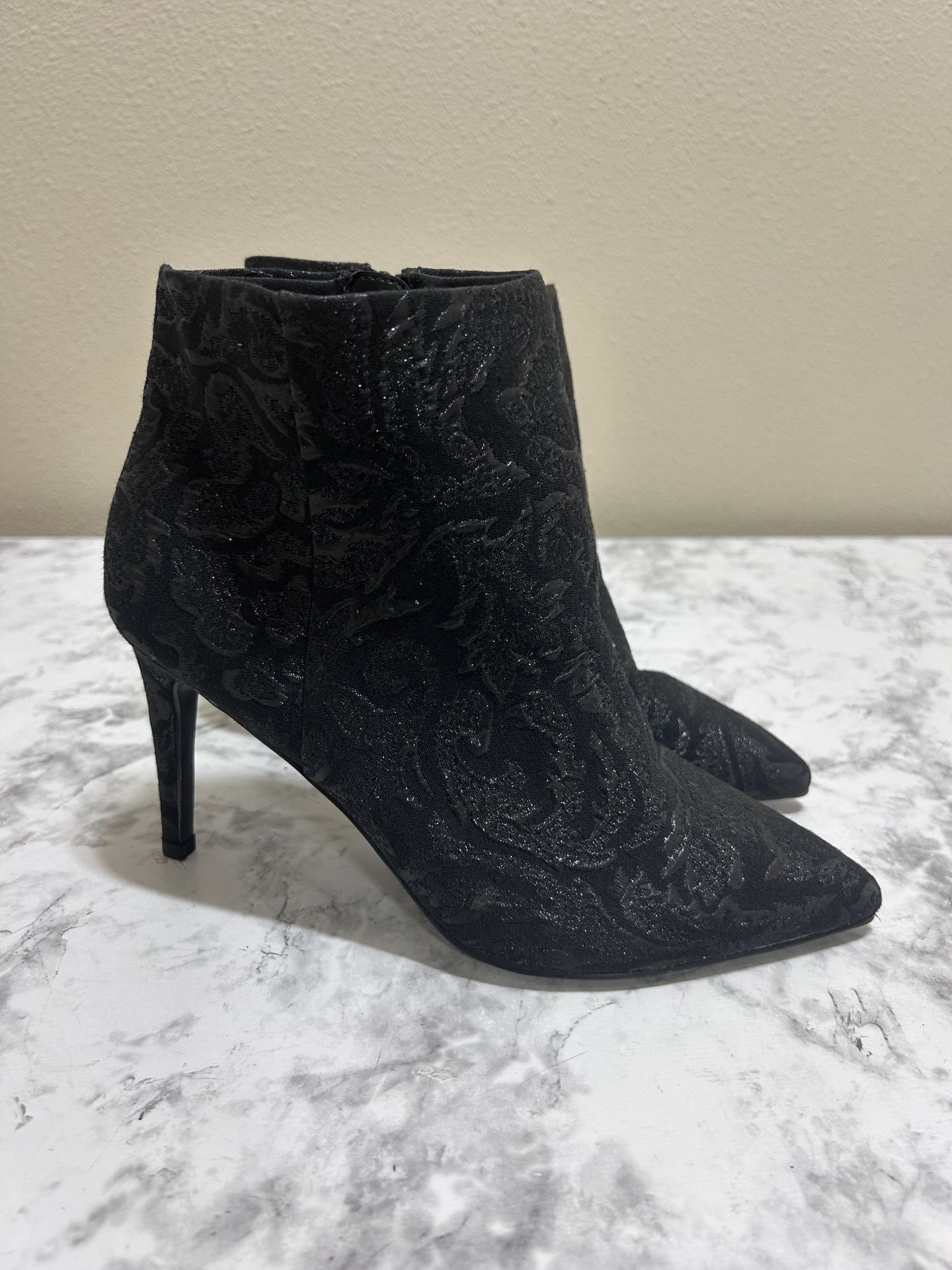 Worthington Memory Foam WOR LAYTON Stiletto Booties 9.5M Blk Brocade Witchycore