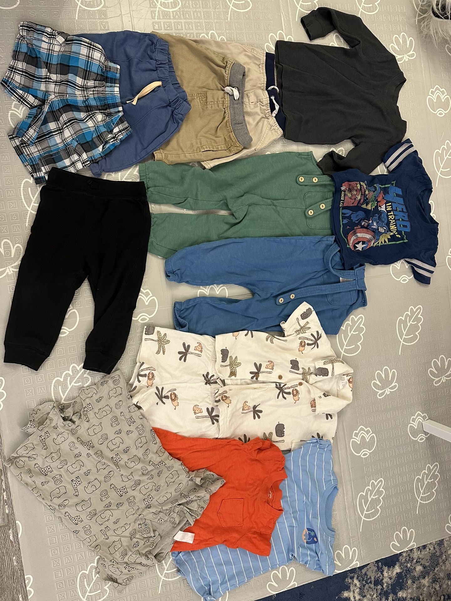 Set Of Clothes H&M Most Of Them Size 18-24 Months Boys
