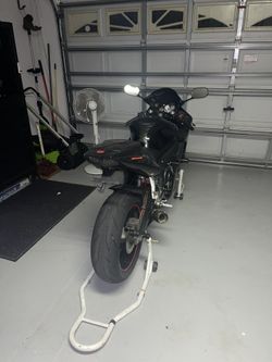2005 2024 r6 kbb
