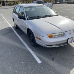 2000 Saturn SW2