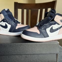 Size 9C - Air Jordan 1 Retro High OG “Bubblegum” (TD)