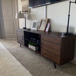 Large Dark Walnut Mid Century Modern TV Stand New in the orig