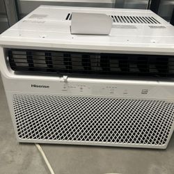 air conditioner  1500 sq ft  control with app or smart phone 