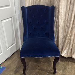 Z gallery chair - good condition