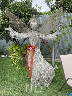 8ft Angel