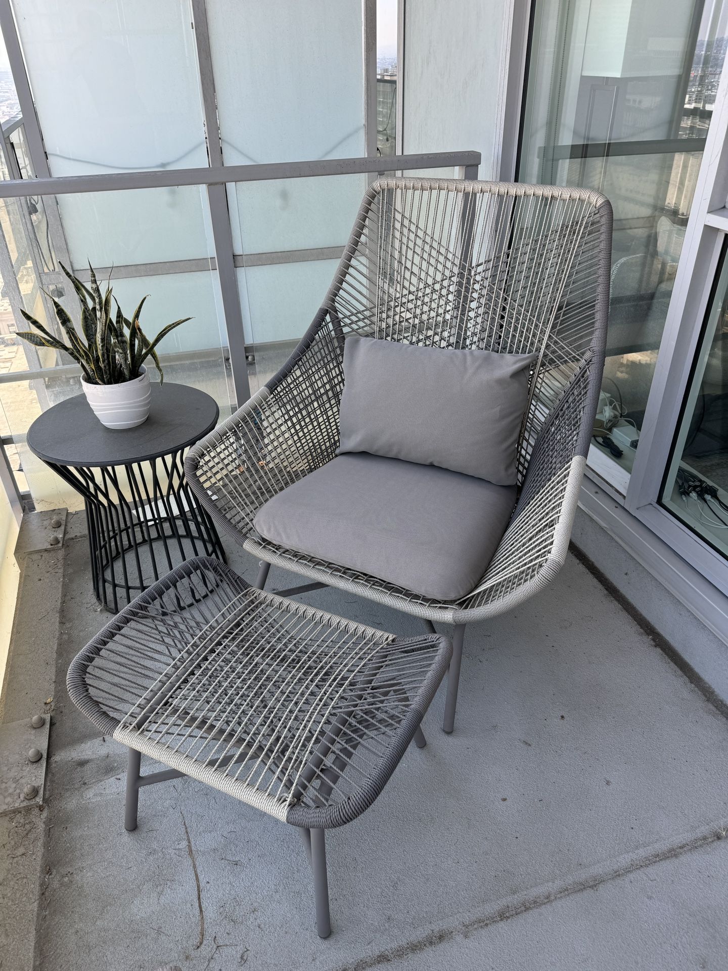 West Elm Huron Outdoor Lounge Chair Large + Ottoman