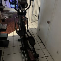 Elliptical In Excellent Conditions 