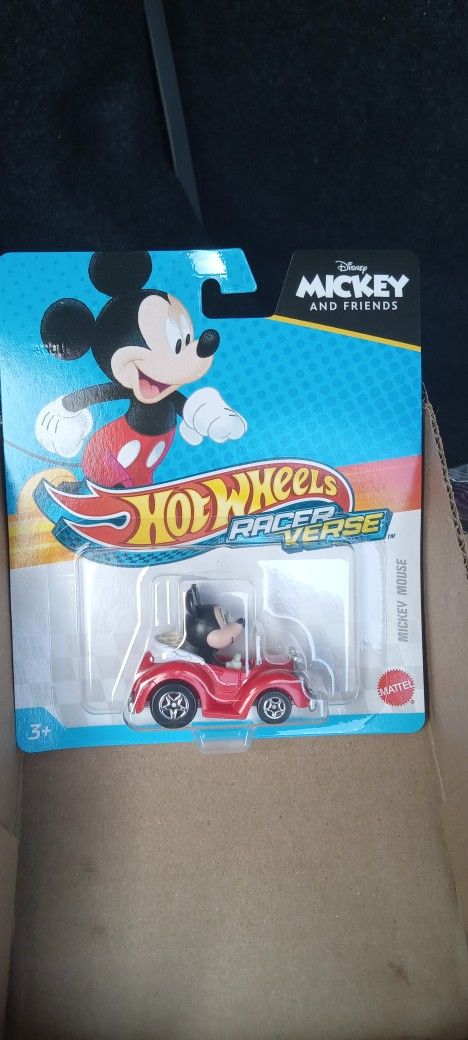 Hot Wheels 🔥 🌶 Mickey Mouse. Racer Verse 