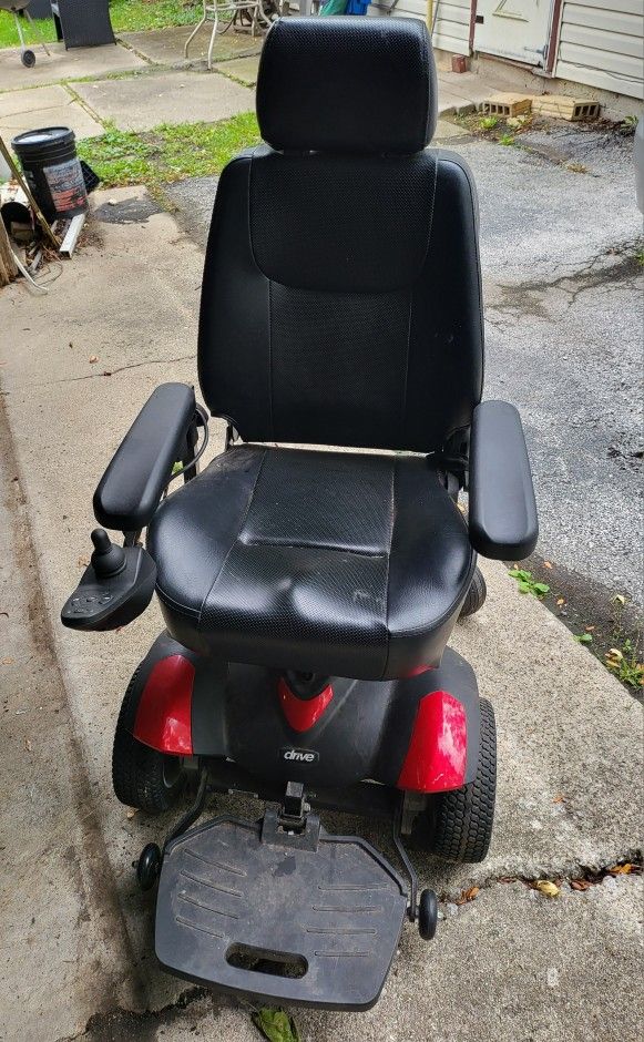 Drive Medical Titan X23 Power Wheelchair/Scooter