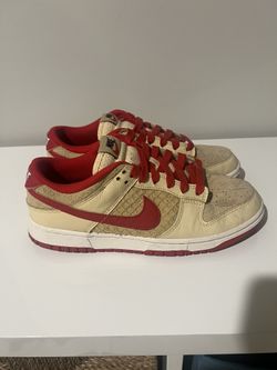 Nike Red Dunks 