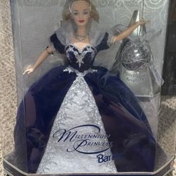 Holiday Millennium Barbie 2000