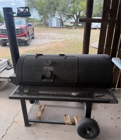 Heavy duty torpedo smoker