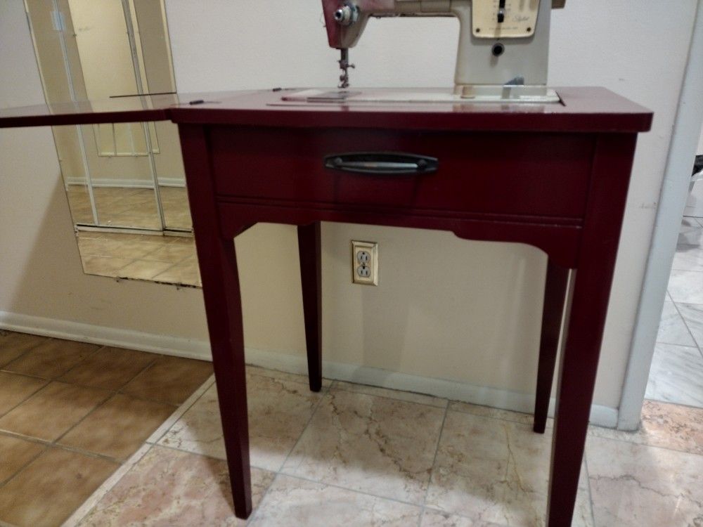 1921 Singer Sewing Machine Electric & Table