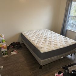 Queen Mattress Set – Mattress + Wooden Bunkie Board + Metal Bed Frame