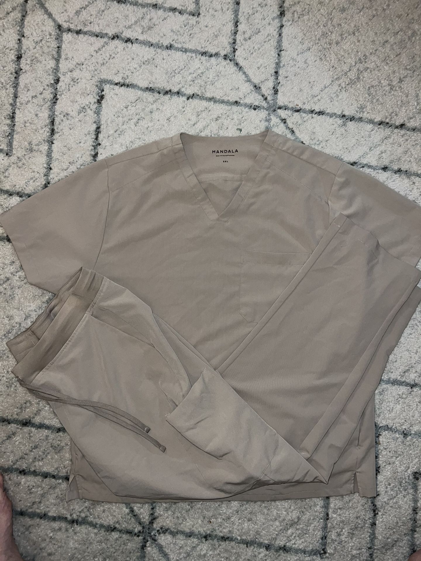 Mandala Men Scrub Set Size 2XL Beige Tan