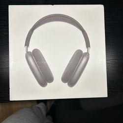 AirPod Maxes