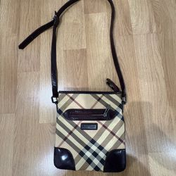 Burberry Side Bag (Selling for $50)
