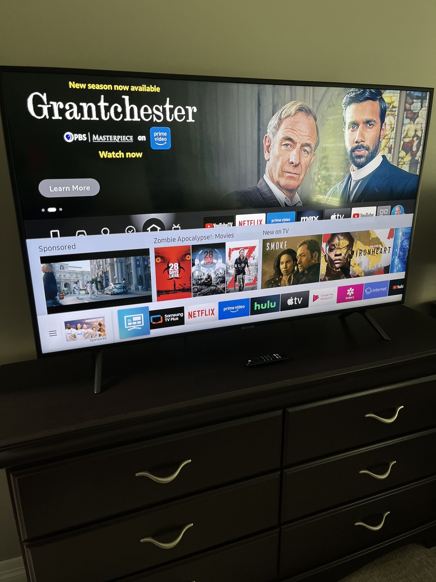 55 in Samsung HD Smart TV - $100