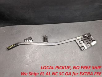 Rear Crossmember Right Brace Bracket 2018 Ford Mustang FR3Z-76102B54-A 15 - 23 X (F6704)
