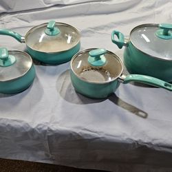 Ollas TASTY ( buena condicion)