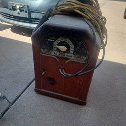 225 AC AMP Lincoln Electric Arc Welder