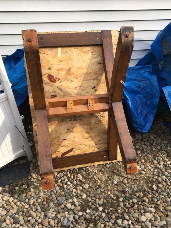 48 x 32 x 19 table