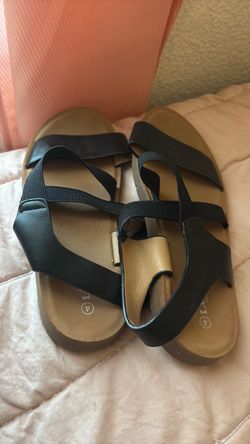 Black chanclas