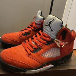 Air jordan 5 “Raging bull”