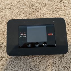Used Verizon NETGEAR AC791L 4G LTE Wi-Fi Hotspot Modem