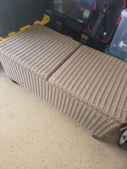 Wicker Storage Ottoman with Lid