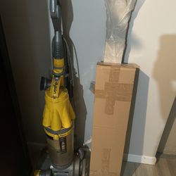 Dyson Vacuum 