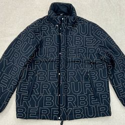 NWT $1790 Burberry Dainton All Over Logo Quilted Parka  Jacket Size L G (contact info removed)