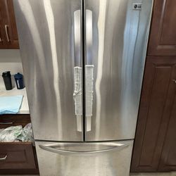 Like New  Fridge 
