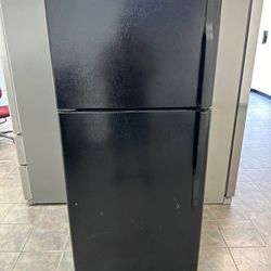 30 Inches Wide Top And Bottom GE Refrigerator 
