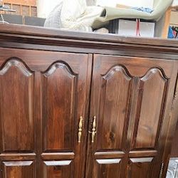 Ethan Allen Solid Wood Chest Of Drawers/Dresser 56.5” Tall