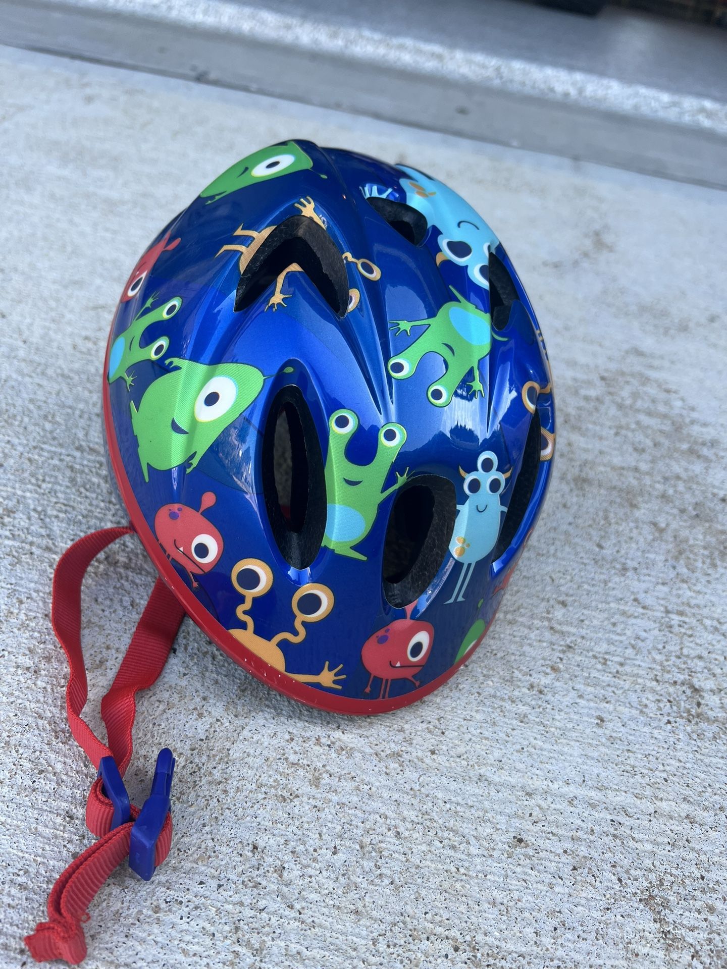 Infant bike helmet