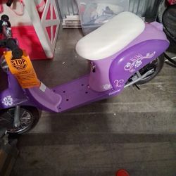 Power Wheels Scooter 
