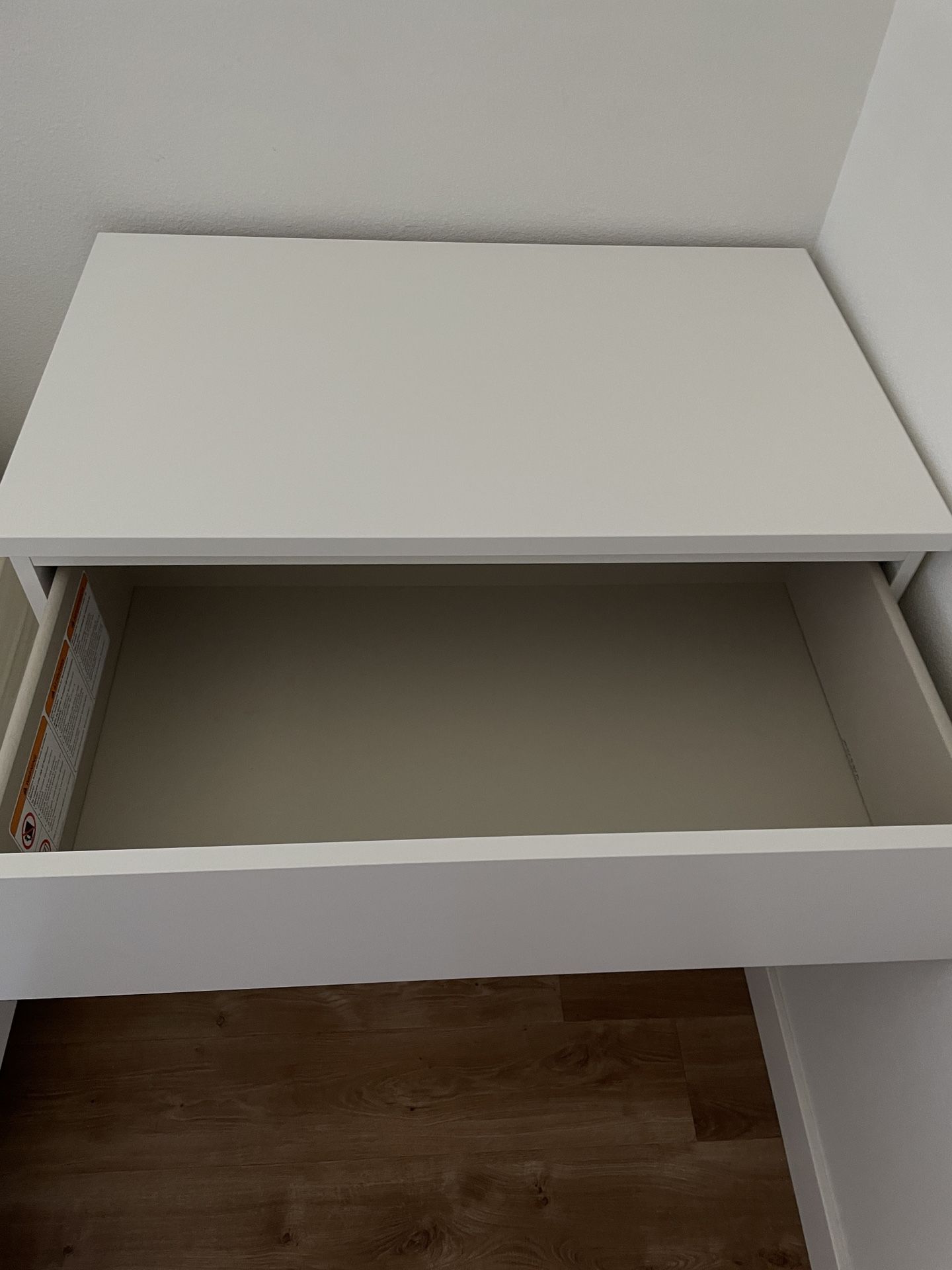 IKEA MALM 3 Drawer Dresser White for Sale in Seattle, WA OfferUp
