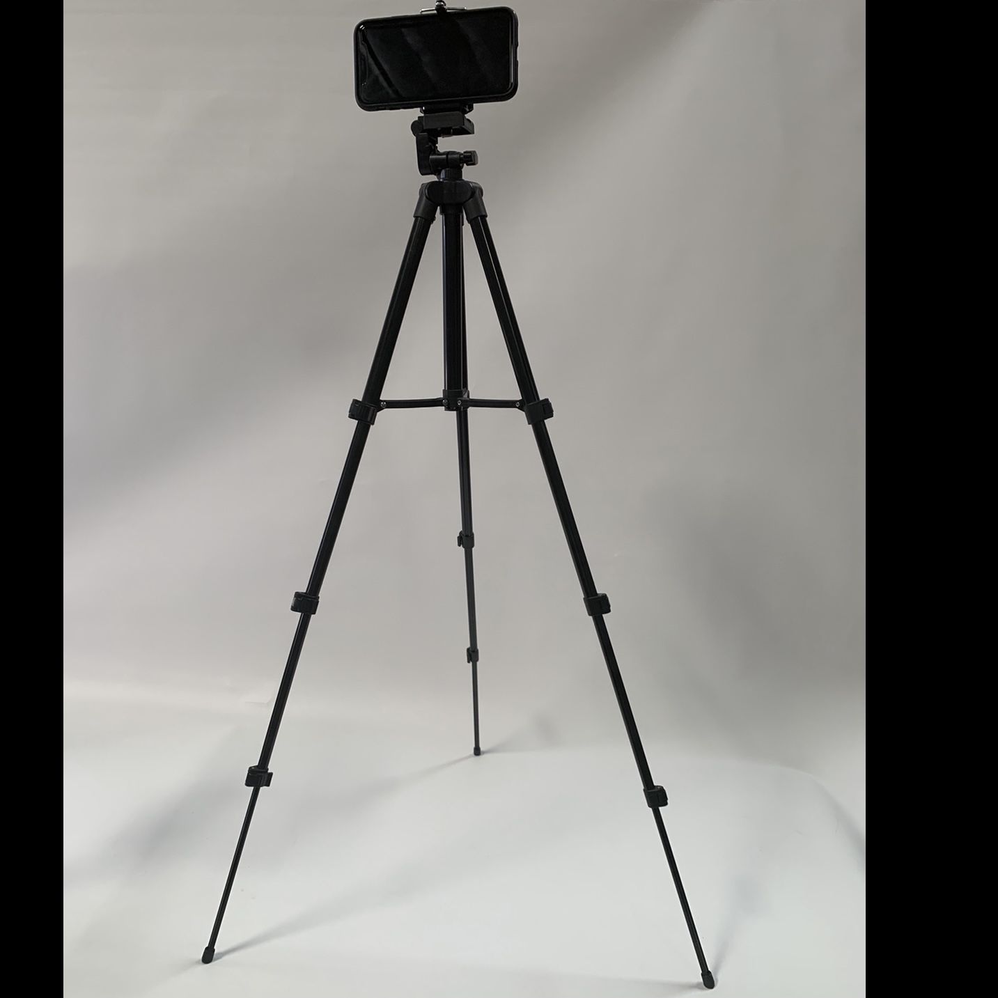 Adjustable 46 Inch Tripod With Cell Phone Holder