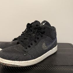 Jordan 1 Mid Crater Black